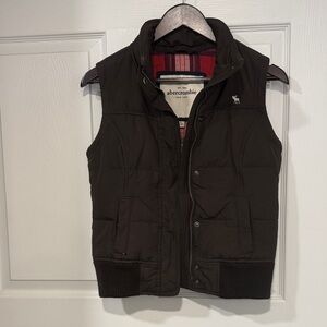 Abercrombie kids xl Brown Puffer Vest